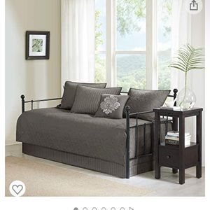 Madison Park 6 piece daybed cover set